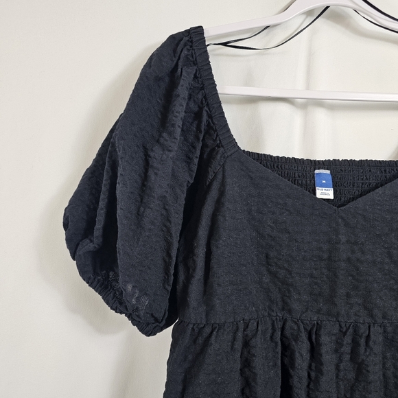 NWOT Old Navy Fit and Flare Puff Sleeve Seersucker All Say Mini Dress in Black - - Picture 3 of 7